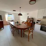 Garaboly Birtok Vendeghazak * Nadap