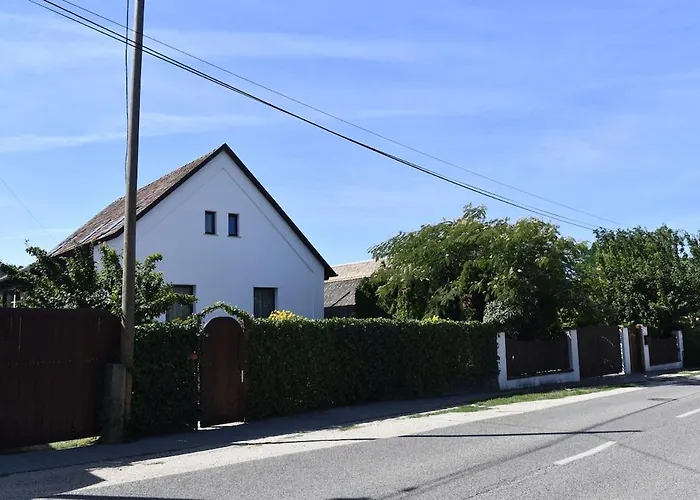 Garaboly Birtok Vendeghazak Lägenhet Nadap