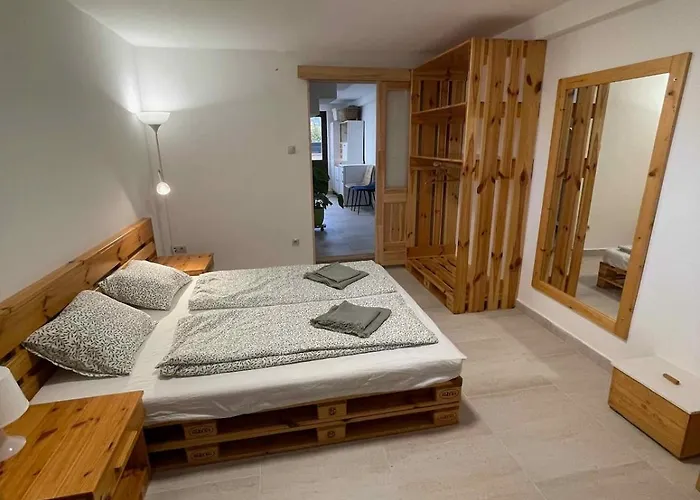 Garaboly Birtok Vendeghazak Lägenhet *