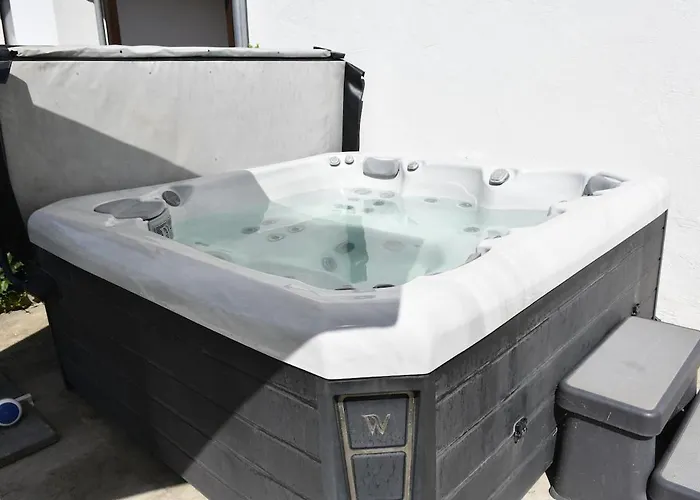 Garaboly Birtok Vendeghazak